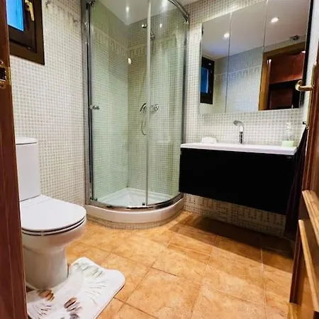 Adosado Cumbres De Hoz בקתה *