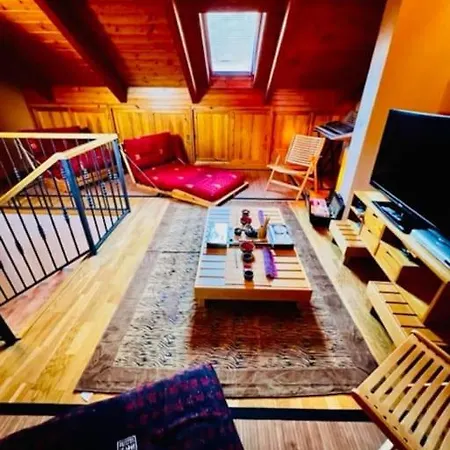 Adosado Cumbres De Hoz בקתה