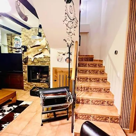 בקתה Adosado Cumbres De Hoz *