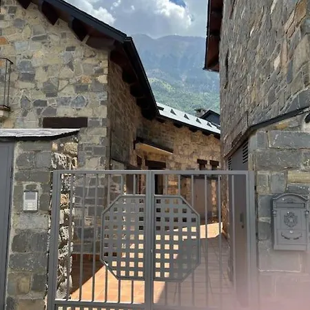 Adosado Cumbres De Hoz * Hoz de Jaca