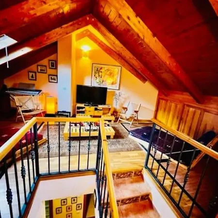 Adosado Cumbres De Hoz בקתה *