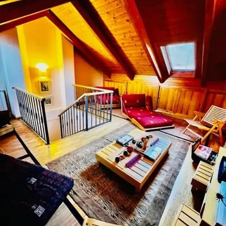 Adosado Cumbres De Hoz בקתה