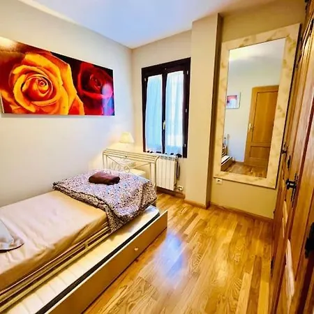 Adosado Cumbres De Hoz בקתה Hoz de Jaca